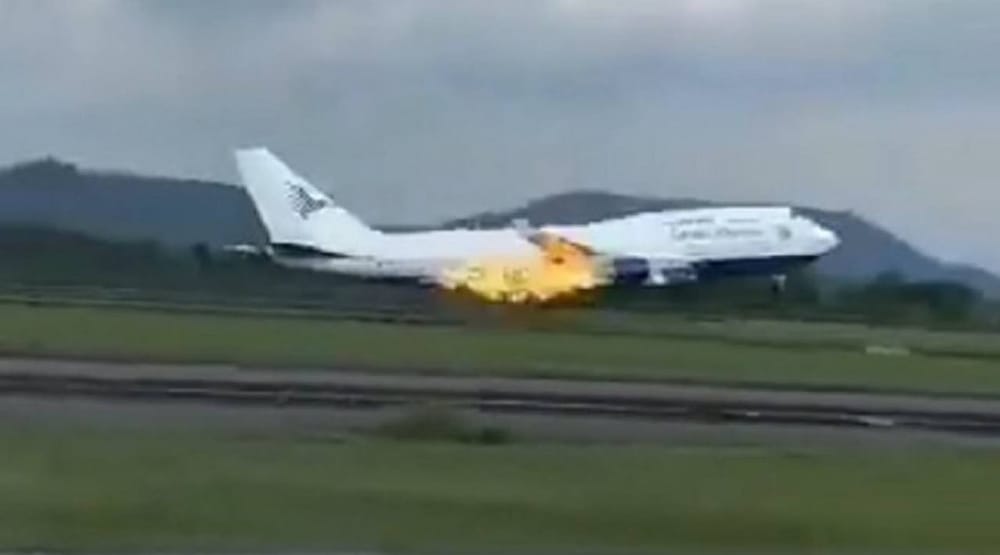 Garuda Indonesia Flight Makes Emergency Landing After Engine Fire post image