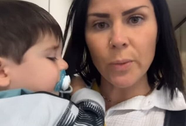 Texas Mom Claims She Was Kicked Off United Flight for Accidentally Misgendering Flight Attendant post image