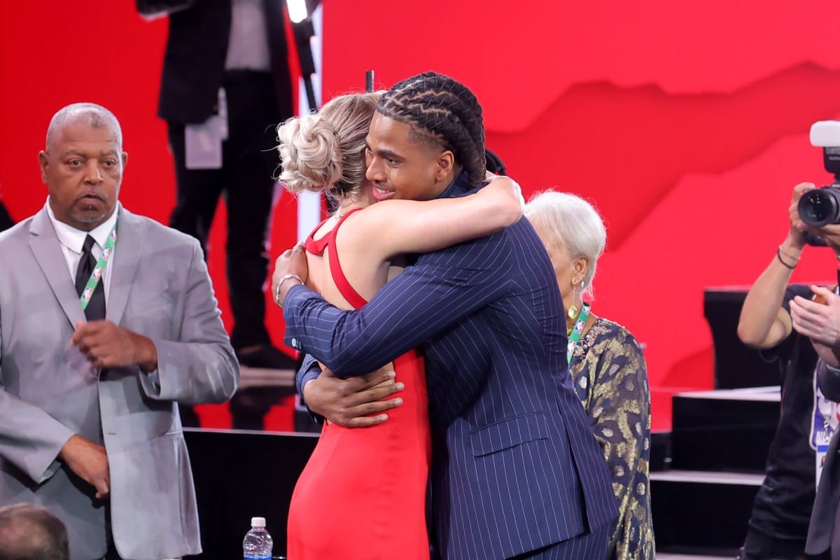 South Carolina’s Power Couple Shines: Chloe Kitts Cheers on Collin Murray-Boyles at Historic NBA Draft post image