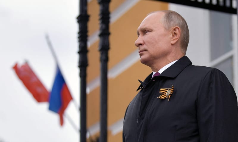 Russia Vows Retaliation Against US Following Ukraine's Missile Strike on Crimea post image